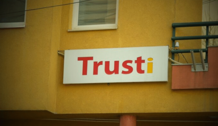 Kam probleme sociale, a mund ti terheq kursimet nga TRUST-i para pensionimit?